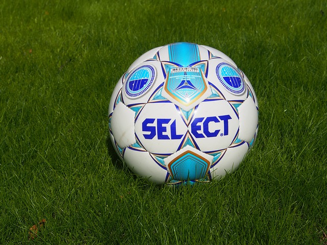 背后都包含 背后都包含